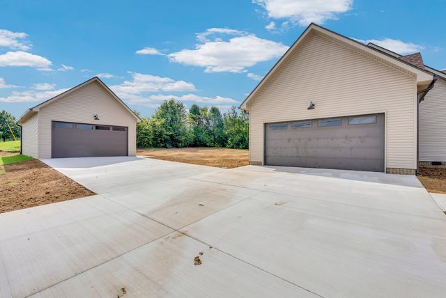 270 Locust Grove Rd, Cookeville, TN 38501