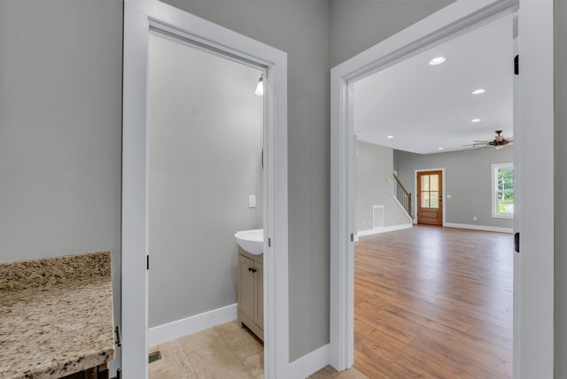 270 Locust Grove Rd, Cookeville, TN 38501