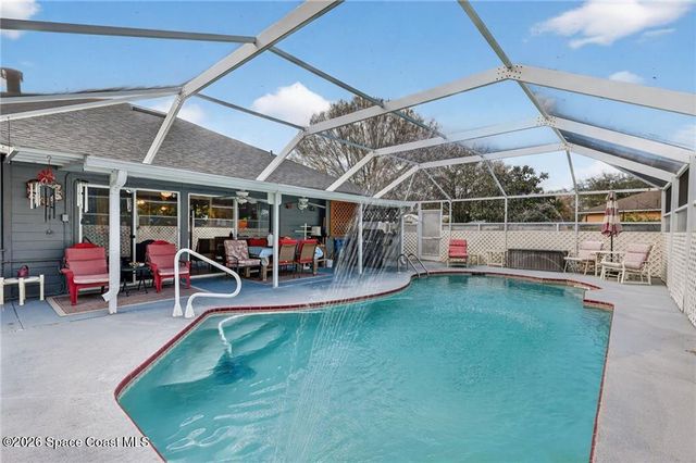 8516 99th Court, Vero Beach, FL 32967