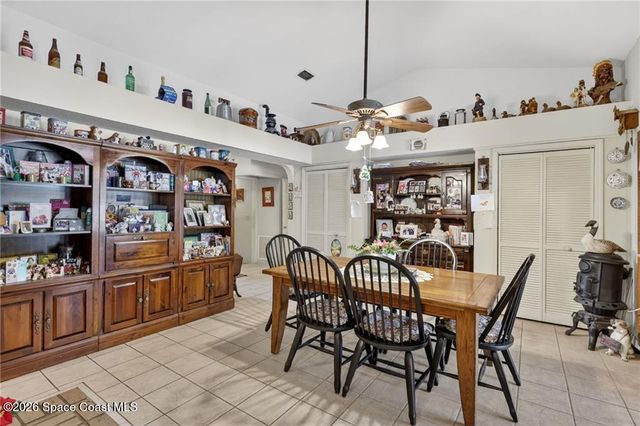 8516 99th Court, Vero Beach, FL 32967