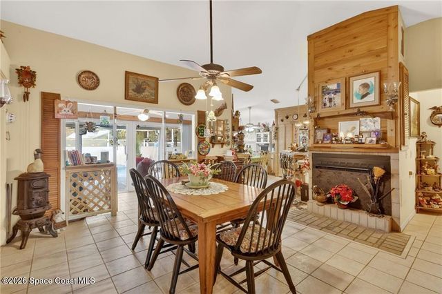 8516 99th Court, Vero Beach, FL 32967