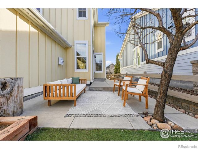 2823 Clear Creek Lane, Lafayette, CO 80026