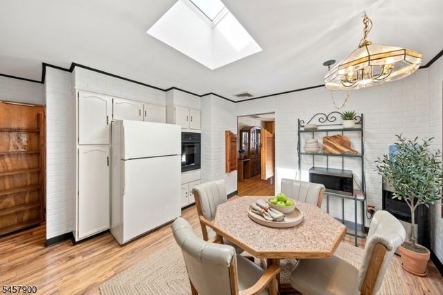 25 Sachem Rd, Jefferson Twp., NJ 07849