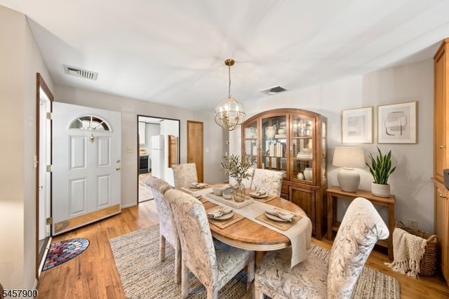 25 Sachem Rd, Jefferson Twp., NJ 07849