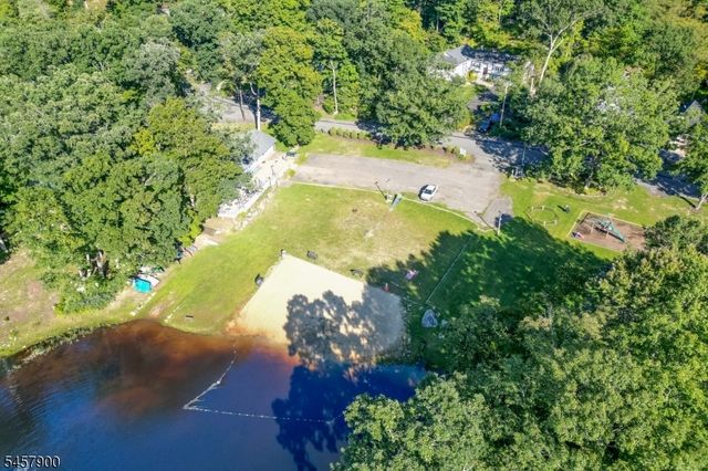 25 Sachem Rd, Jefferson Twp., NJ 07849