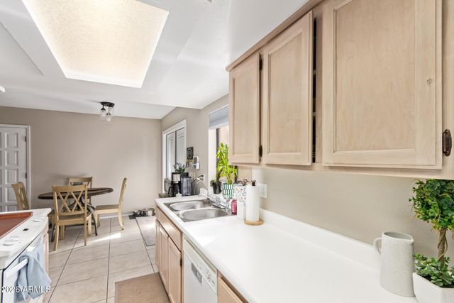 4918 E SIESTA Drive 3, Phoenix, AZ 85044