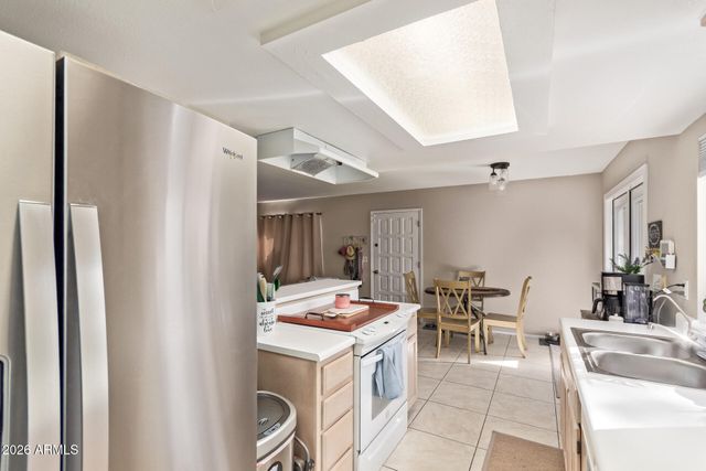 4918 E SIESTA Drive 3, Phoenix, AZ 85044