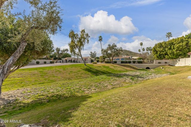 4918 E SIESTA Drive 3, Phoenix, AZ 85044