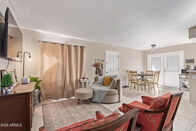 4918 E SIESTA Drive 3, Phoenix, AZ 85044