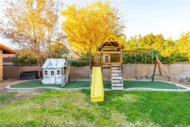 43034 Cherbourg, Lancaster, CA 93536