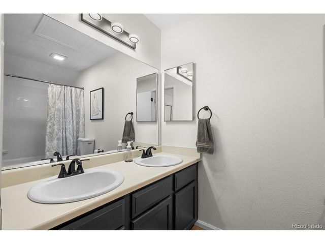 1012 S Zeno Way, Aurora, CO 80017