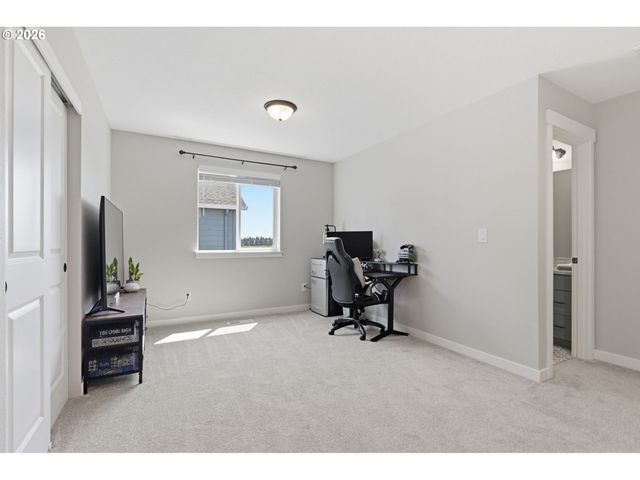 8512 N 2ND Loop, Ridgefield, WA 98642