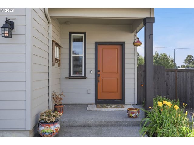 8512 N 2ND Loop, Ridgefield, WA 98642