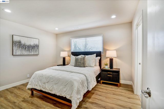 820 Arbor Ct, Livermore, CA 94550