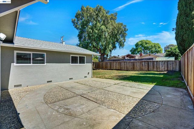 820 Arbor Ct, Livermore, CA 94550