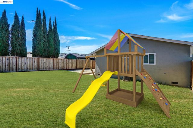 820 Arbor Ct, Livermore, CA 94550