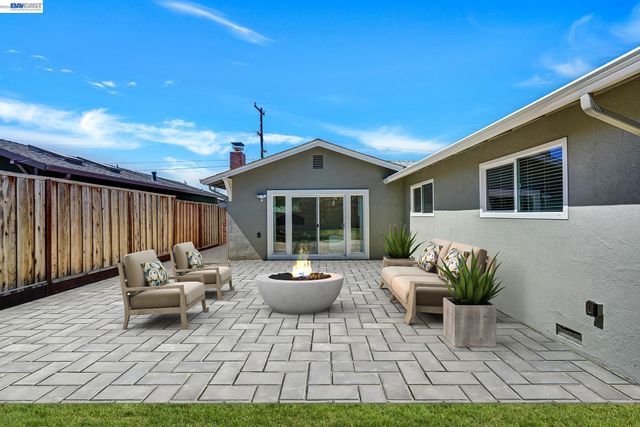 820 Arbor Ct, Livermore, CA 94550