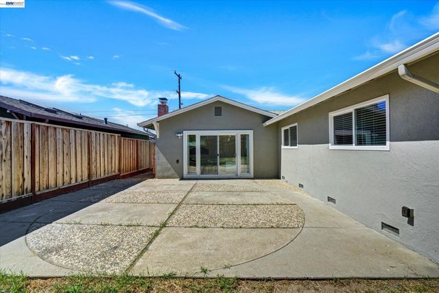 820 Arbor Ct, Livermore, CA 94550