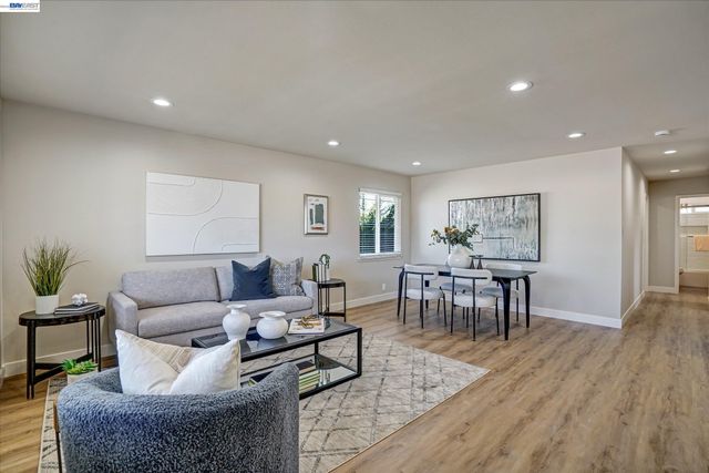 820 Arbor Ct, Livermore, CA 94550