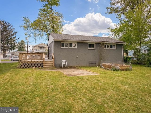 1926 LINCOLN AVE, Croydon, PA 19021