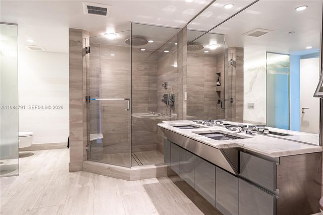 2627 S Bayshore Drive 1408, Miami, FL 33133