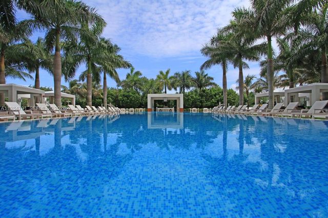 2627 S Bayshore Drive 1408, Miami, FL 33133