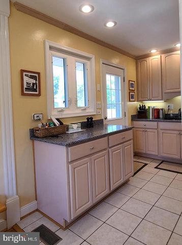 7126 SANFORD CT, Annandale, VA 22003
