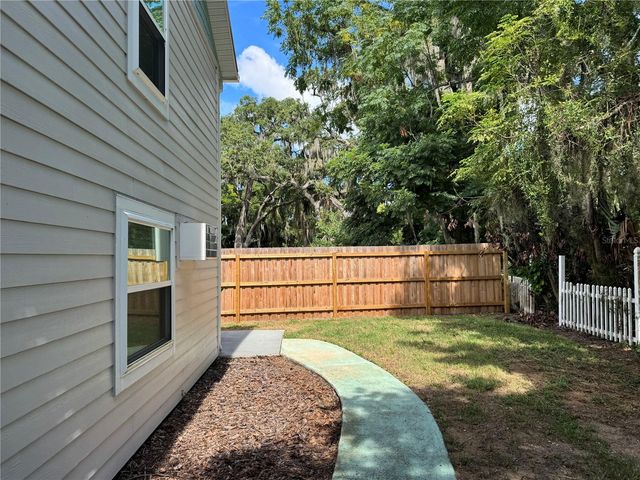 1357 LAKESHORE DRIVE, Mount Dora, FL 32757