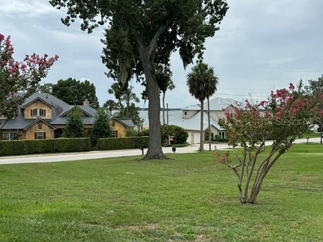 1357 LAKESHORE DRIVE, Mount Dora, FL 32757