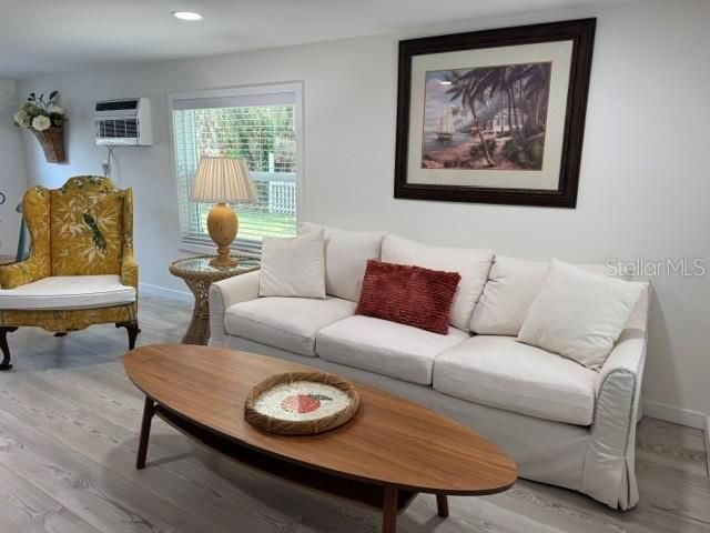1357 LAKESHORE DRIVE, Mount Dora, FL 32757