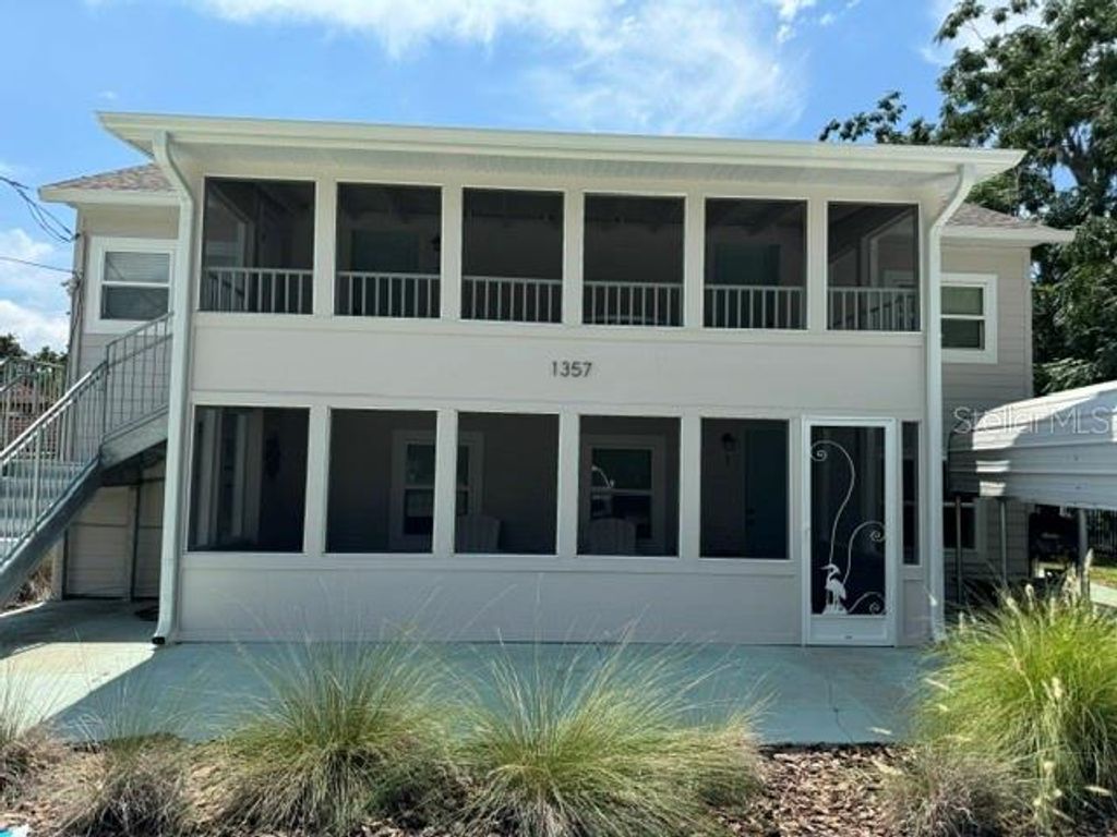 1357 LAKESHORE DRIVE, Mount Dora, FL 32757