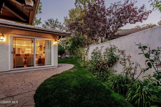 1124 Bright Glen Circle, Westlake Village, CA 91361