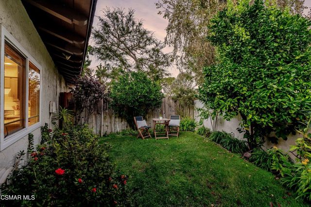1124 Bright Glen Circle, Westlake Village, CA 91361