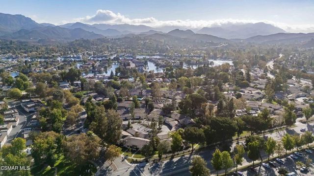 1124 Bright Glen Circle, Westlake Village, CA 91361