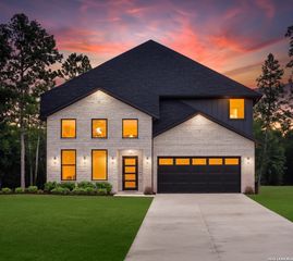 2705 Sierra Chicas Lane, Seguin, TX 78155