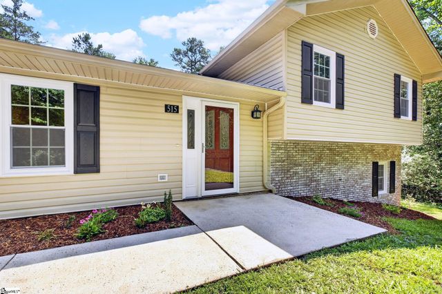 515 Hartwell Drive, Seneca, SC 29672