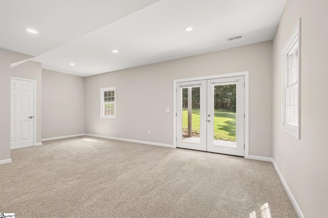 515 Hartwell Drive, Seneca, SC 29672