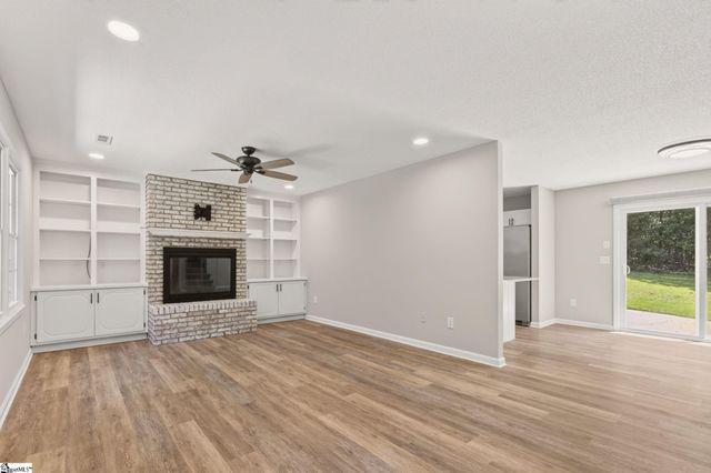 515 Hartwell Drive, Seneca, SC 29672