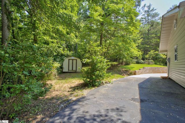 515 Hartwell Drive, Seneca, SC 29672