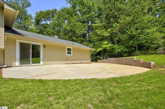 515 Hartwell Drive, Seneca, SC 29672