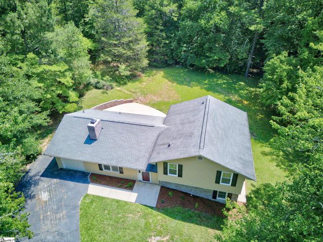 515 Hartwell Drive, Seneca, SC 29672