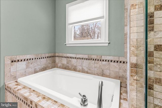 12260 HIGH POINT RD, Felton, PA 17322