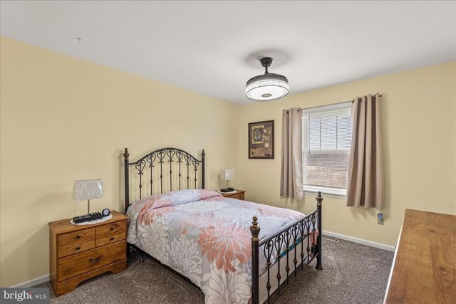 12260 HIGH POINT RD, Felton, PA 17322