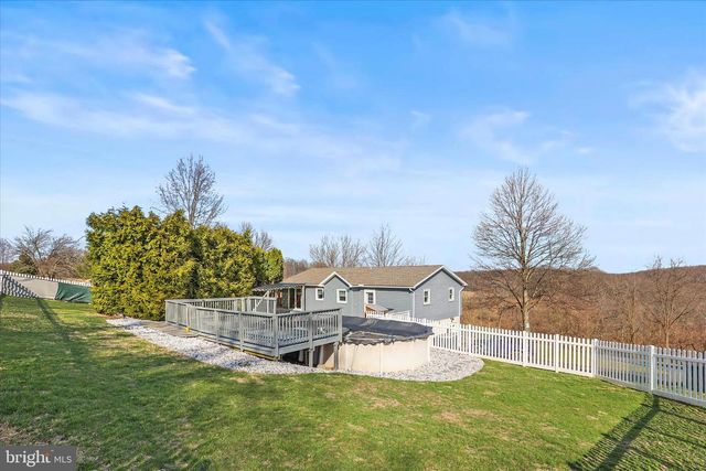 12260 HIGH POINT RD, Felton, PA 17322