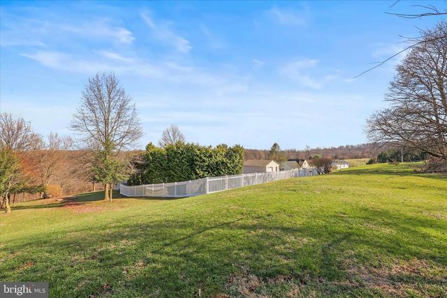 12260 HIGH POINT RD, Felton, PA 17322