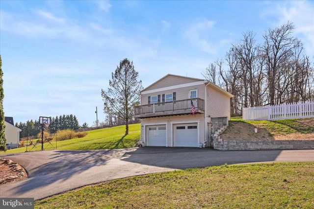 12260 HIGH POINT RD, Felton, PA 17322