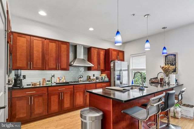 2311 E GORDON ST, Philadelphia, PA 19125