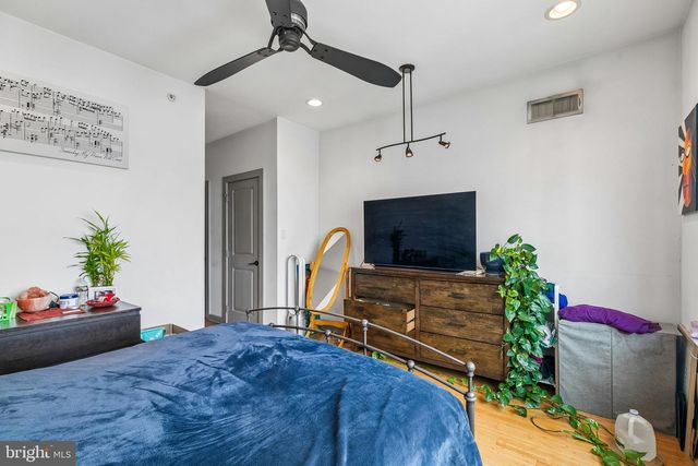 2311 E GORDON ST, Philadelphia, PA 19125