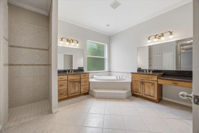 713 WHITEHALL ST, Plant City, FL 33563