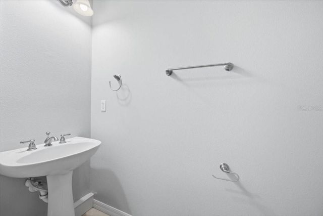 713 WHITEHALL ST, Plant City, FL 33563